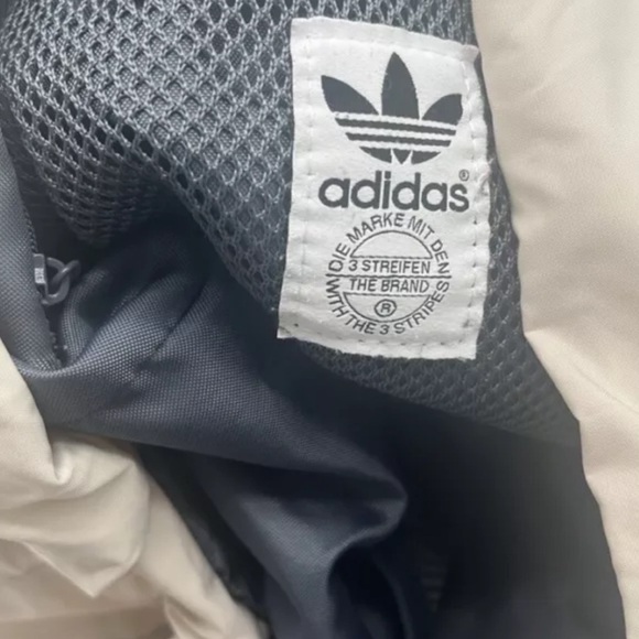 Adidas Cream Puffer Large Carryall Shoulder Bag BLEMISH - Picture 10 of 10